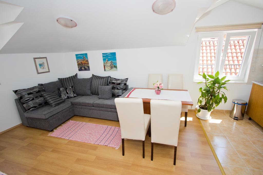 Apartment Bucevic Šibenik Habitación foto